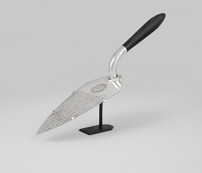 Trowel Slider Image 3